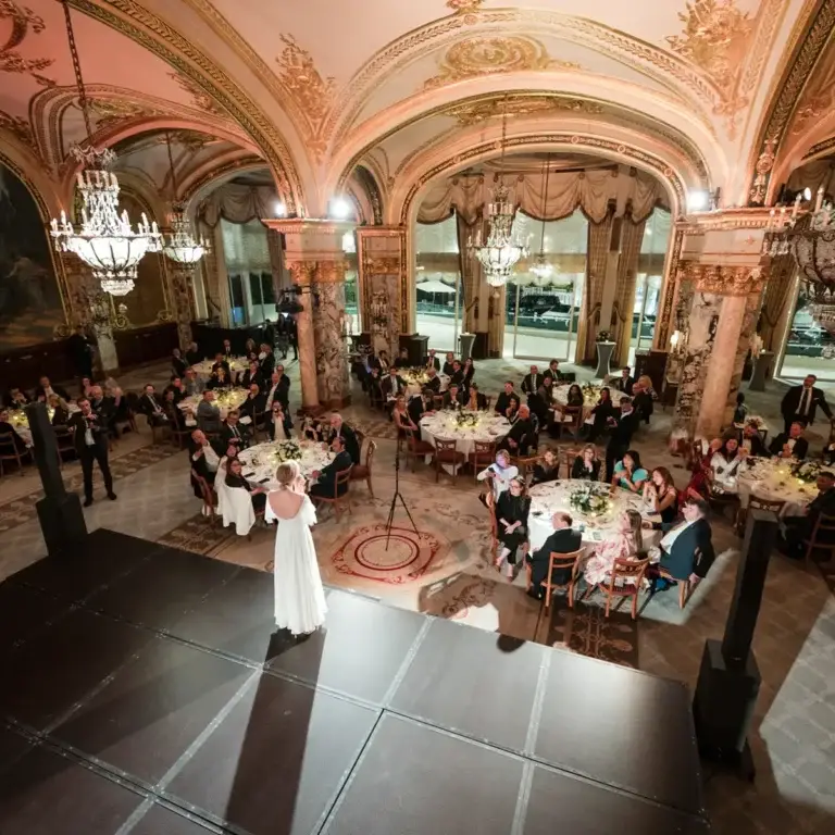 Esibizione dal vivo durante un gala a Monte Carlo